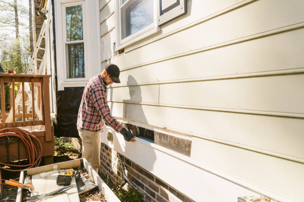 Top rated local Emergency Siding Repair specialists in Lewistown, IL